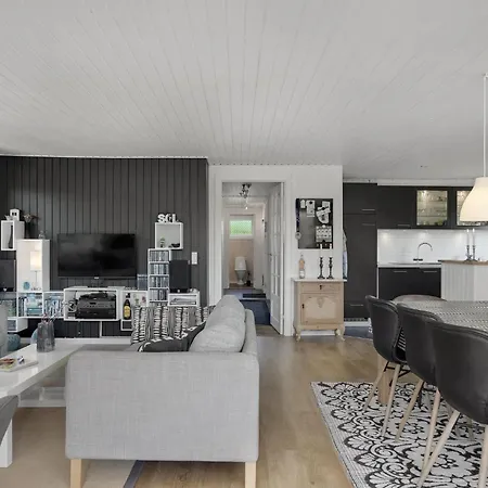 Stunning Home In Lokken With Wifi * Løkken