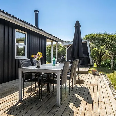 Stunning Home In Lokken With Wifi بيت للعطل Løkken