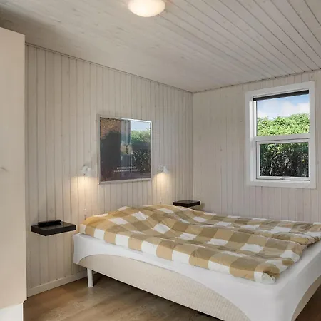 Stunning Home In Lokken With Wifi بيت للعطل